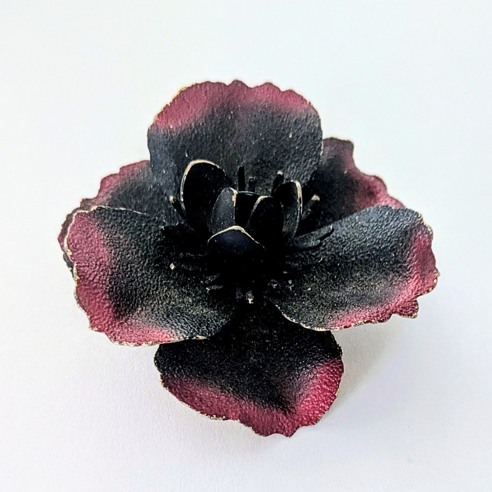 SOLD! WEISS Signed Black & Burgundy Large Dimensional Flower Brooch 3"